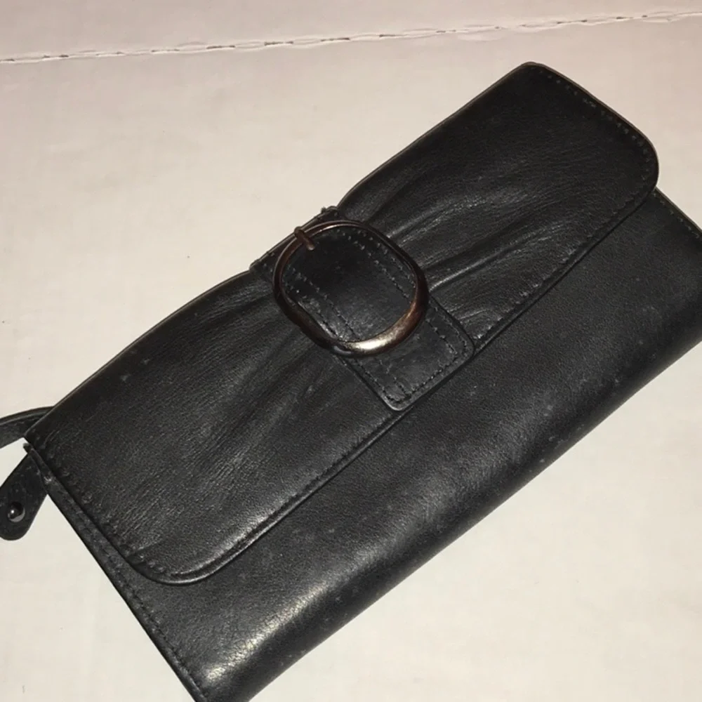 Wallet will relist
